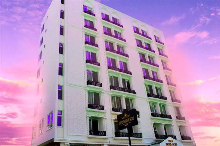 מרסין Grand Boss Suit Hotel Mersin מראה חיצוני תמונה